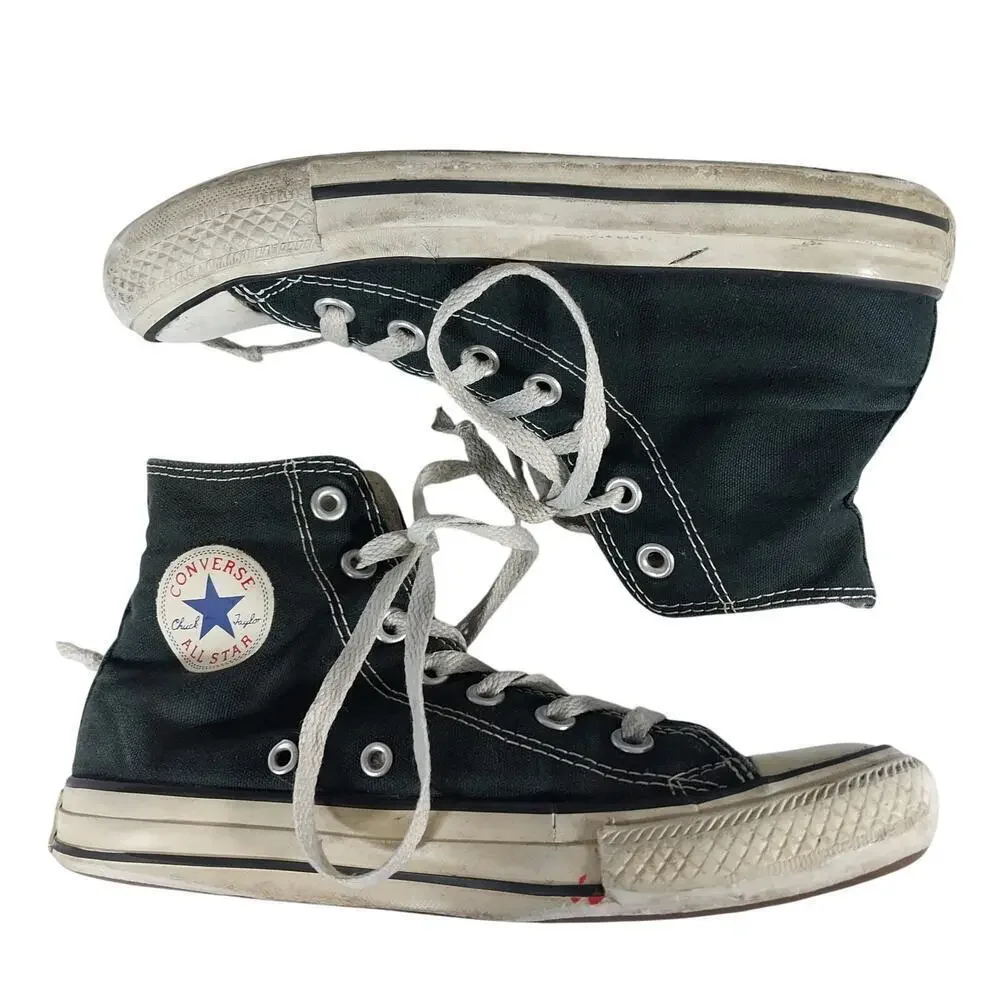 CONVERSE! CHUCK TAYLOR ALL STAR BLACK, WHITE HIGH TOP SNEAKERS, TENNIES! SZ 6